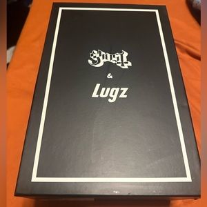 New in box ghost sneakers by Lugz women’s 8.5